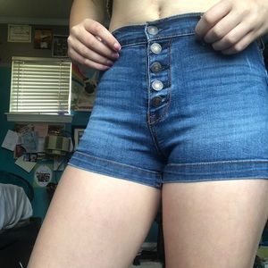 Sky and Sparrow Tilly’s denim shorts